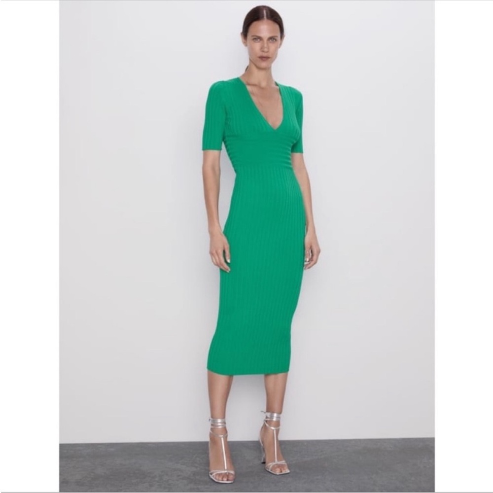 ZARA 🔥 viral green ribbed shift dress 💚